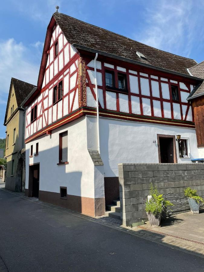 Fachwerk-Romantik 2 An Der Mosel Treis-Karden Dış mekan fotoğraf